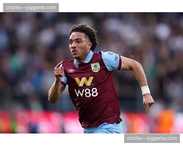 伯恩利20分第19：中轴线伤病对保级战力的影响